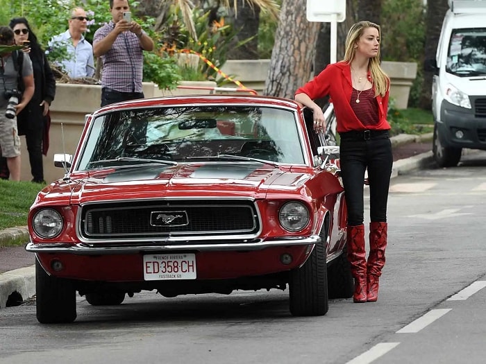 Amber in her 1968 Ford mustang